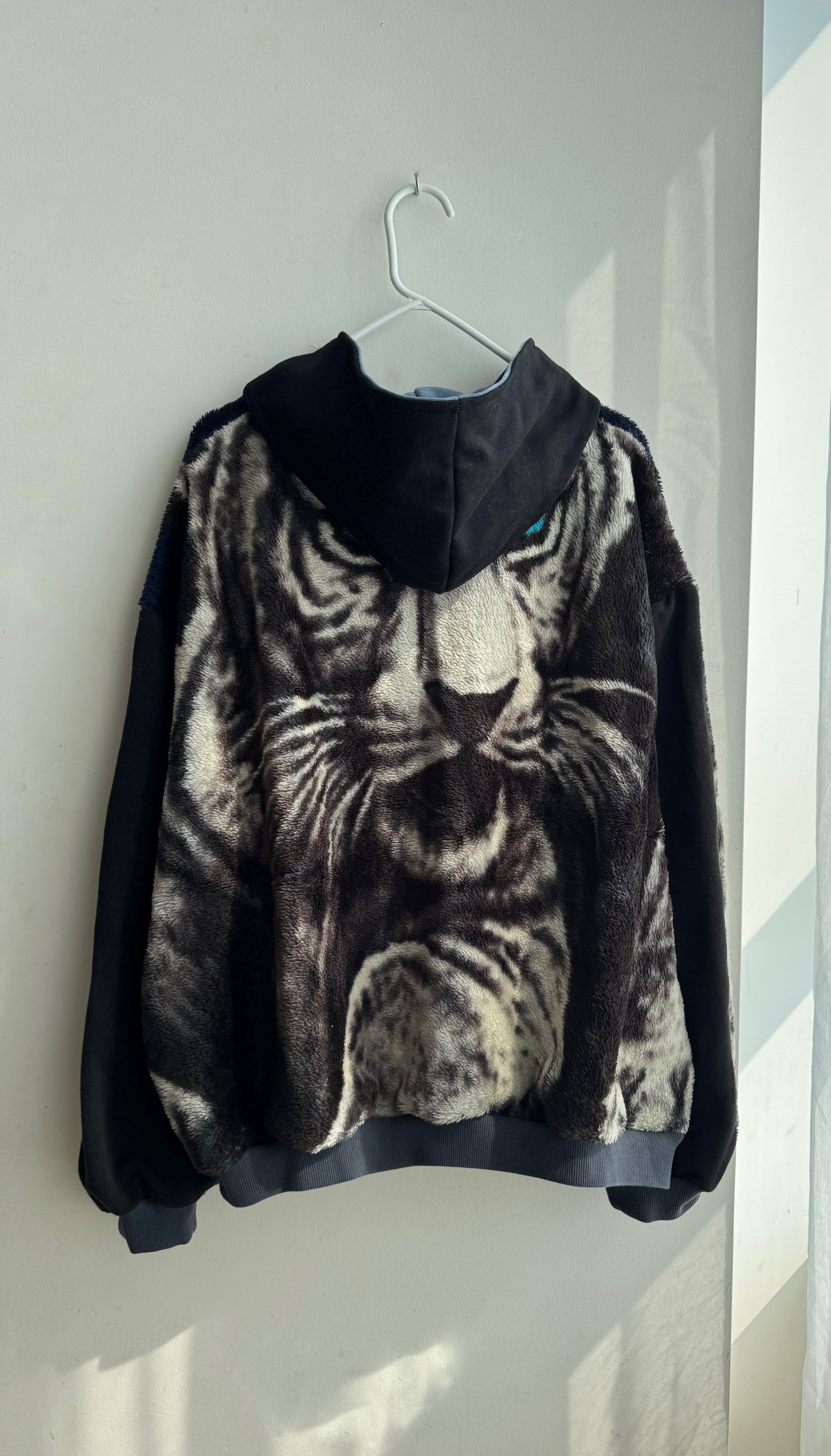 White Tiger Blanket Zip Up